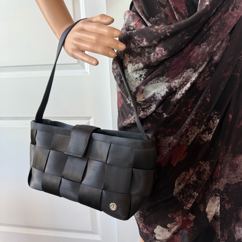MERCEDES X THE ORIGINAL SEATBELT BAG 🖤 small Black Woven purse hand bag
